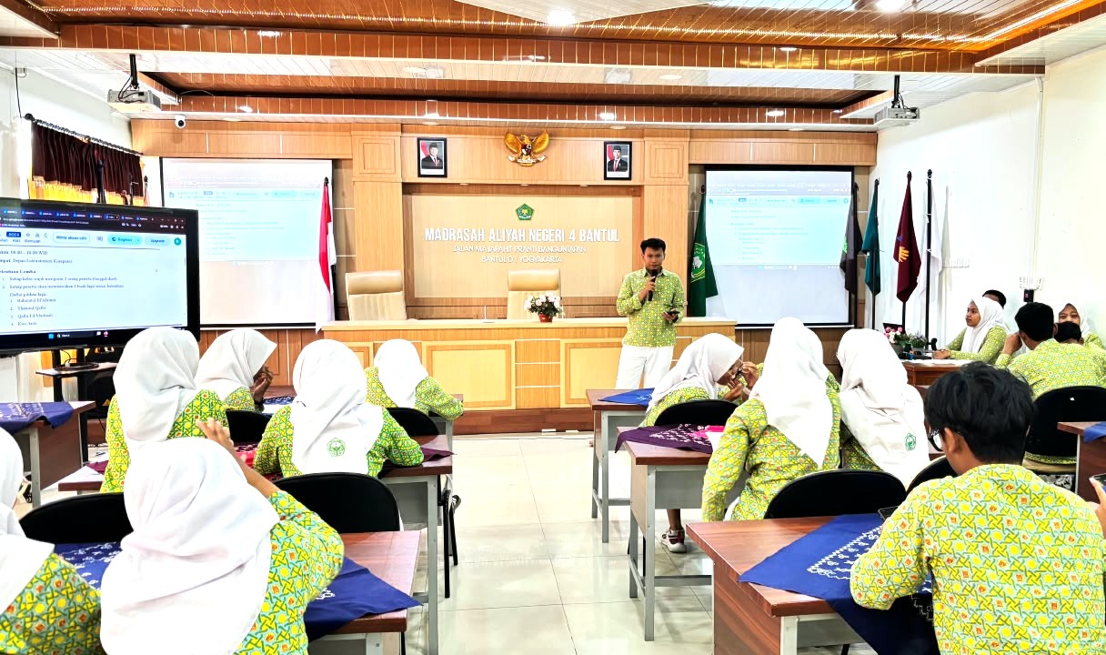 Matangkan Matriks Acara, OSIS dan Rohis MAN 4 Bantul Siap Sukseskan Hari Santri dan Bulan Bahasa