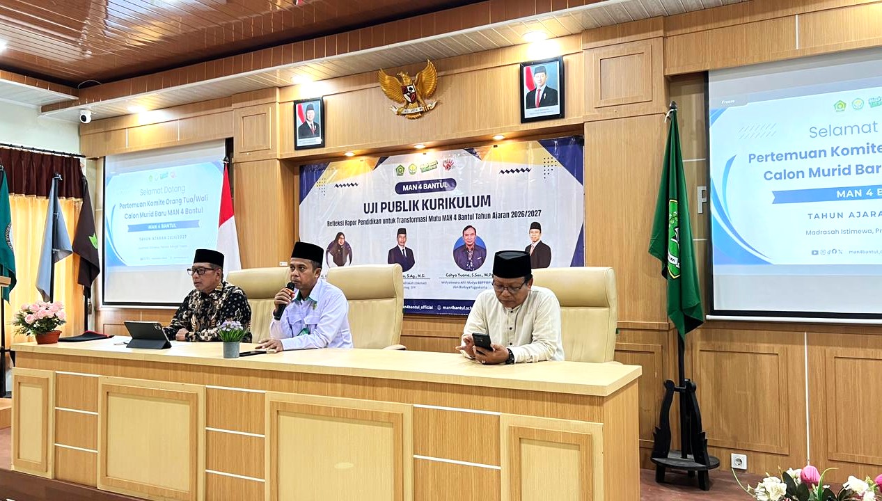 Kepala MAN 4 Bantul Paparkan Program Mandatori Kanwil Kemenag DIY dan Capaian PTN di Forum Komite