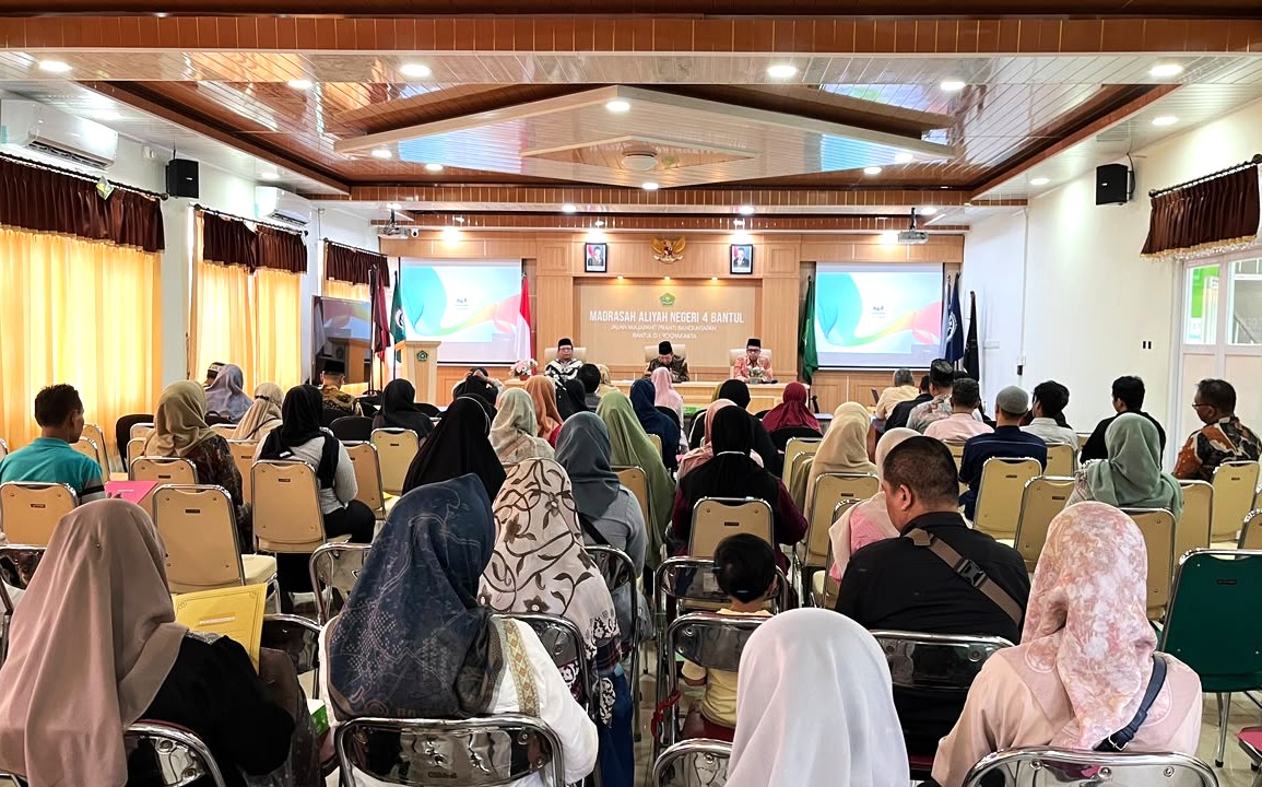 Perkuat Sinergi dan Transparansi, MAN 4 Bantul Laporkan Evaluasi Program Kelas X ke Orang Tua Siswa