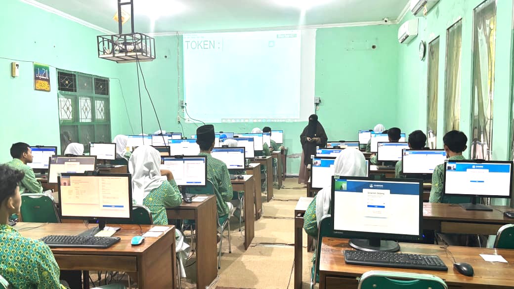 Jaga Integritas Kompetisi, Hari Pertama OSN-K di MAN 4 Bantul Berjalan Tertib