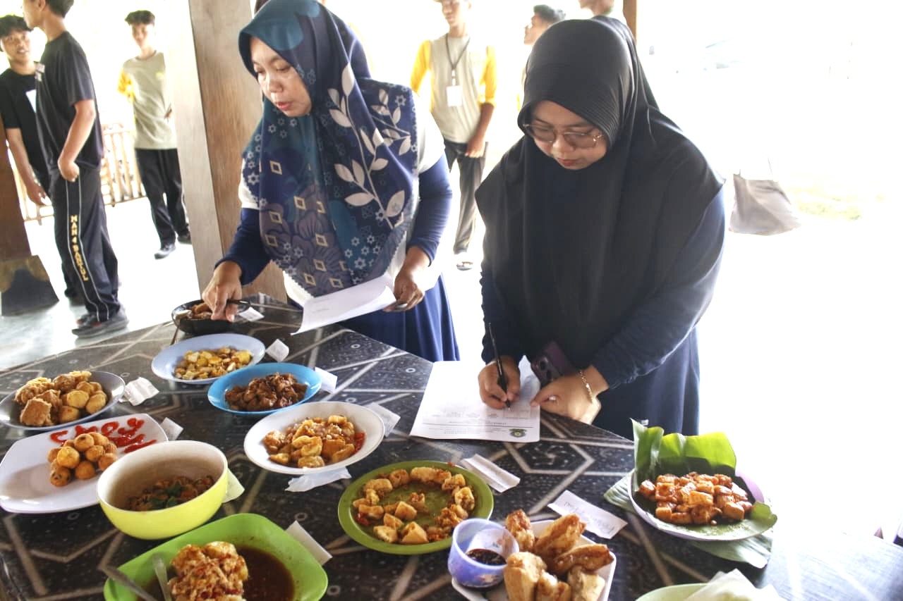 Siswa MAN 4 Bantul Tunjukkan Kemandirian Lewat Lomba Memasak Berbahan Tahu