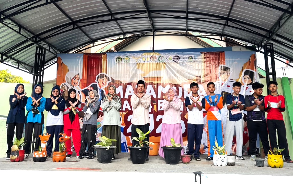 Tegakkan Ekoteologi, Murid Baru MAN 4 Bantul Hijaukan Madrasah di Hari Kelima Matamuda