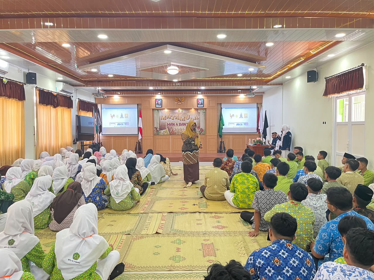 Cara Seru MAN 4 Bantul Asah Kemampuan Multibahasa Siswa Lewat Literasi Bulanan