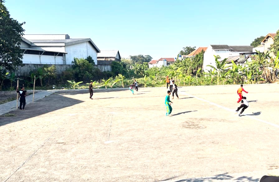 Seru dan Penuh Taktik, Murid Putra MAN 4 Bantul Unjuk Kecepatan di Lomba Bentengan