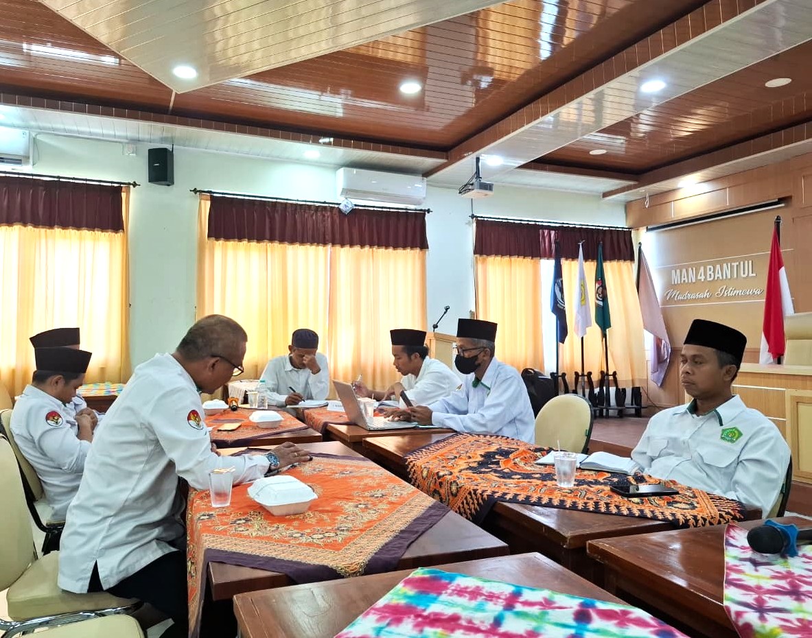 Menyongsong Kemajuan, MAN 4 Bantul Fokus Evaluasi dan Pembaharuan Program Keagamaan