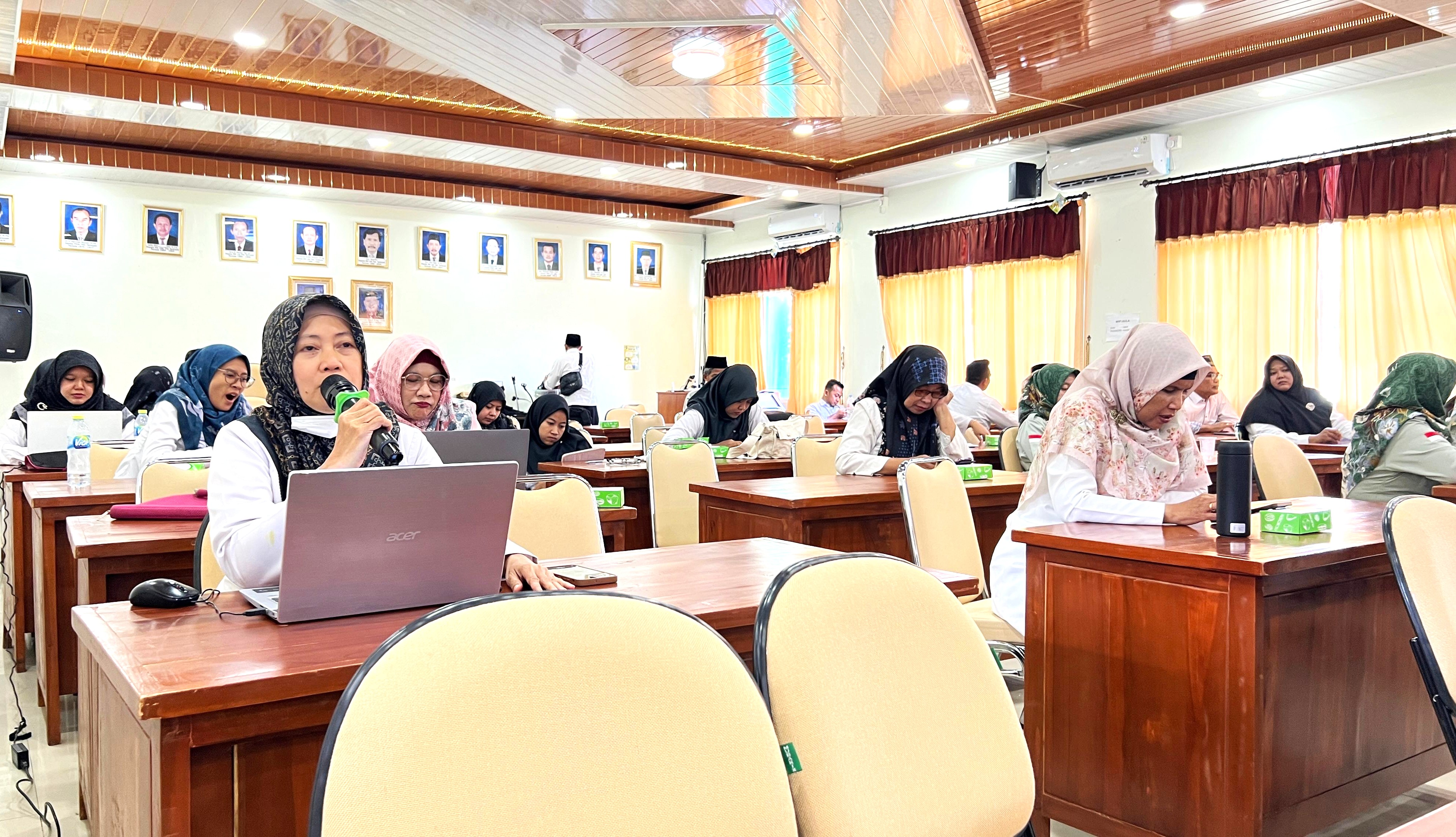 Wali Kelas dan BK MAN 4 Bantul Evaluasi Total Perkembangan Siswa Saat Sidang Pleno