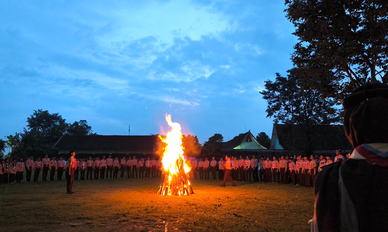 Tanamkan Nilai Spiritual, Nyala Api Unggun Jadi Momen Introspeksi Siswa MAN 4 Bantul