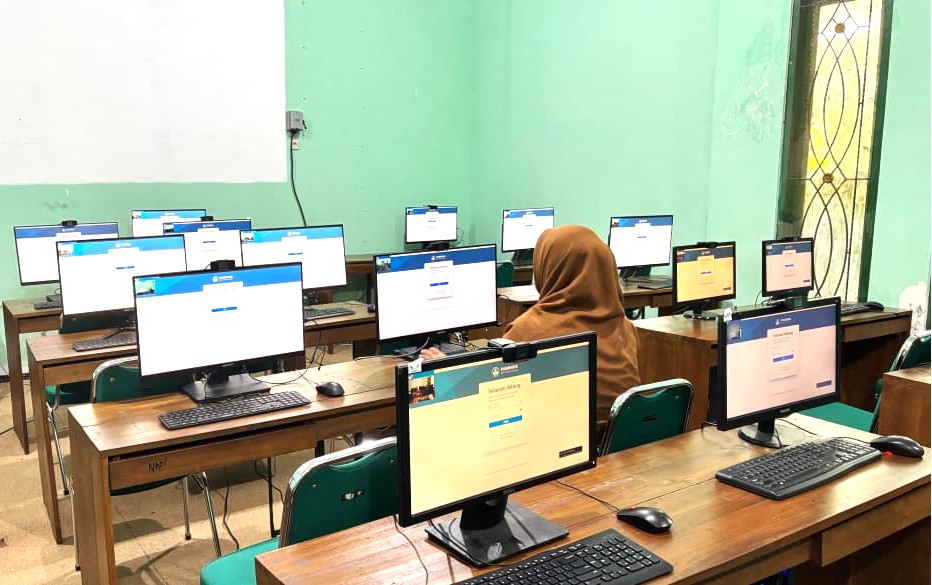 Pastikan Perangkat Berfungsi Optimal, MAN 4 Bantul Siap Fasilitasi Peserta OSN