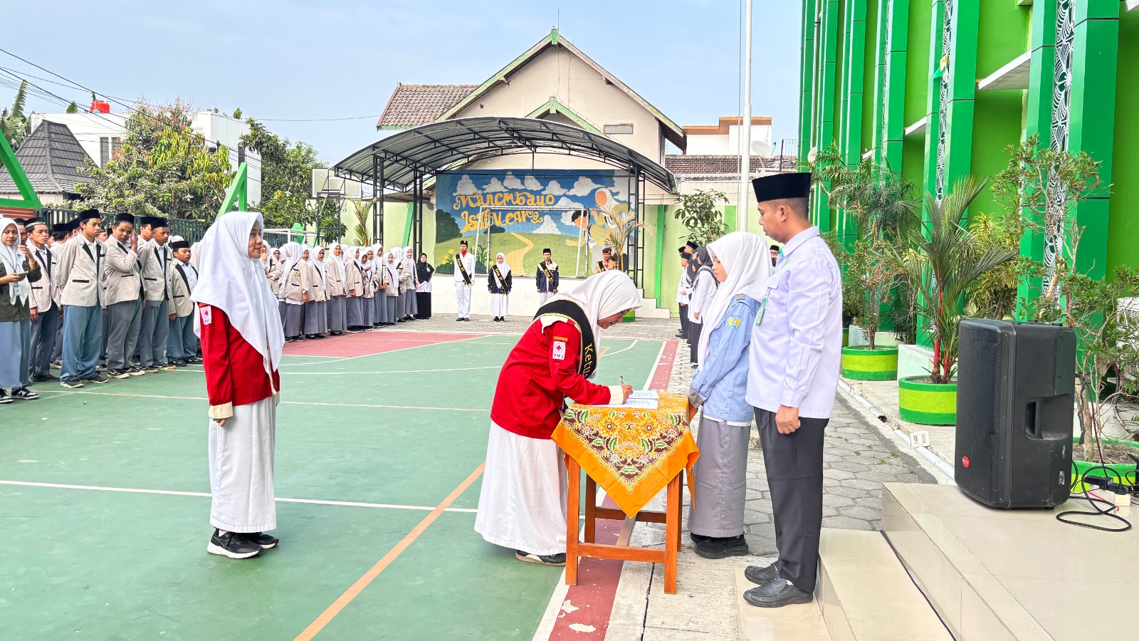 Resmi Dilantik, 8 Organisasi Siswa MAN 4 Bantul Sah Lakukan Serah Terima Jabatan