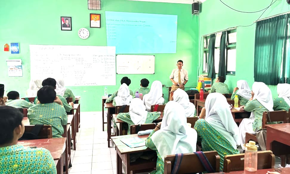 Gandeng Bimbel Neutron, MAN 4 Bantul Asah Kemampuan Literasi dan Numerasi Kelas XII