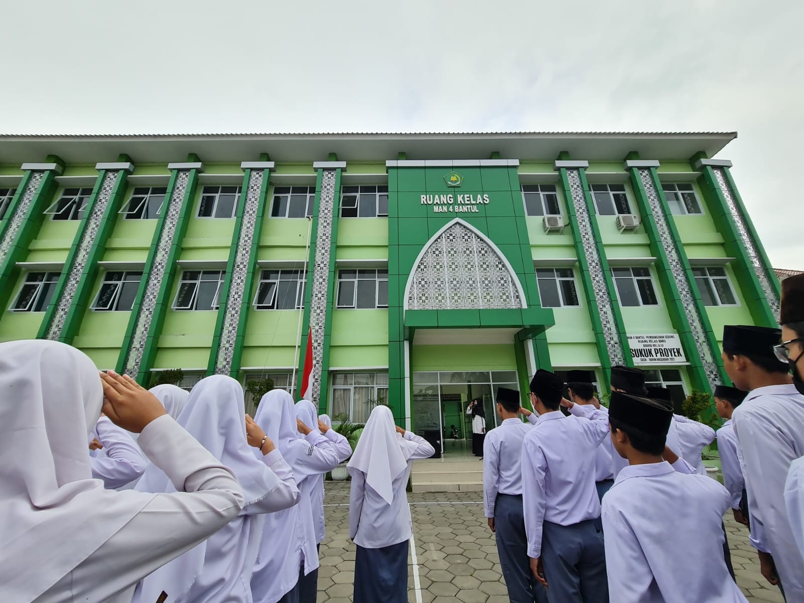 Tanamkan Karakter Pelajar Pancasila, Rangkaian Upacara Senin MAN 4 Bantul